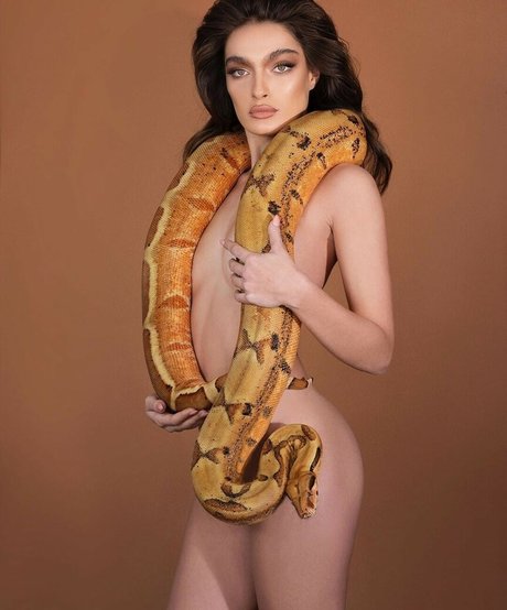 Adela Hock nude onlyfans