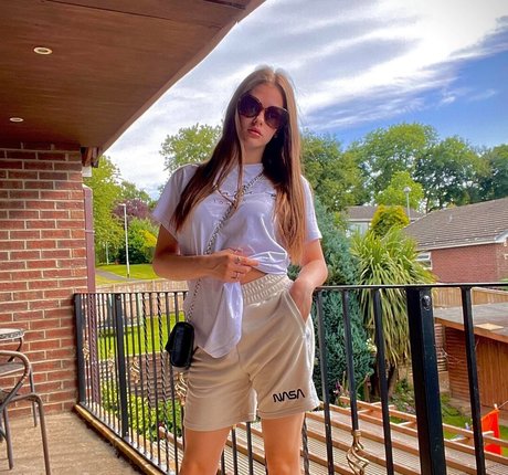 Sydney Etherington onlyfans leaked