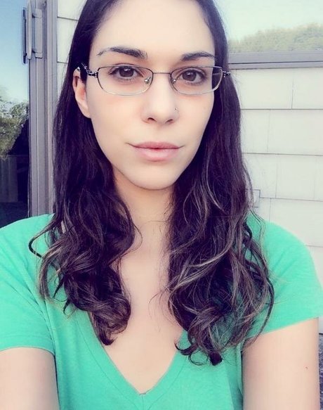 adrienneadora onlyfans leaked naked