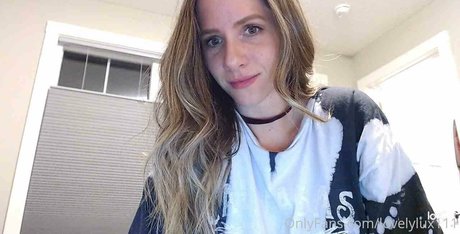 luxlovely111 onlyfans leaked photos