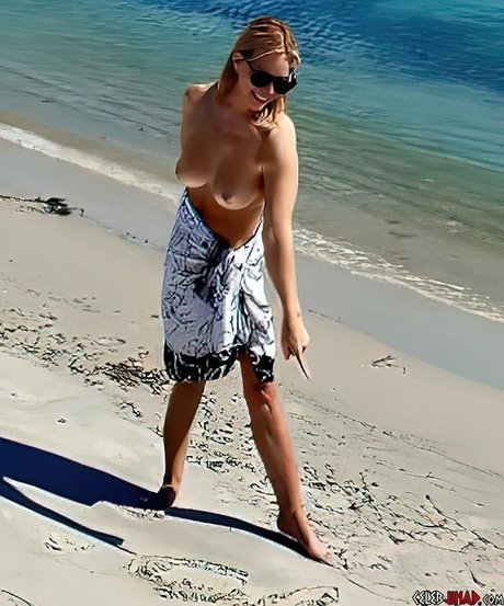 Cheryl Hines onlyfans naked pics