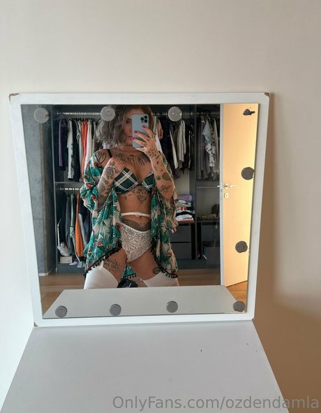 damlaozden onlyfans nude leaked