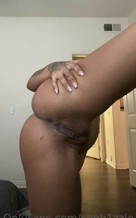 Soph1zzle leaks only fans