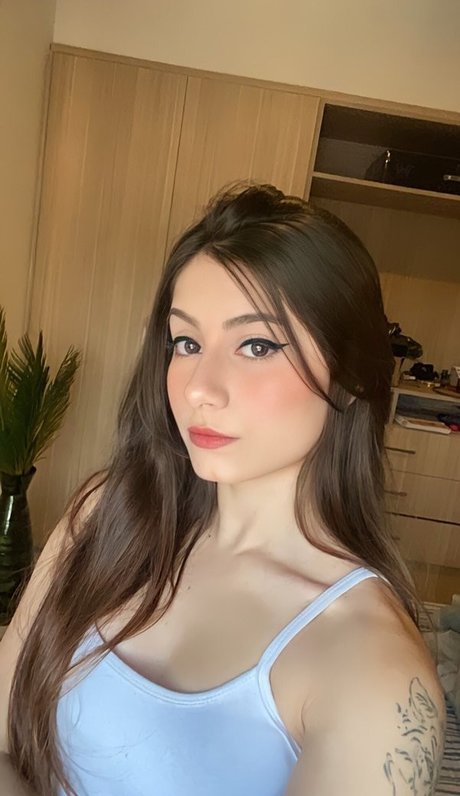 Ingrid Larissa onlyfans nude leaked