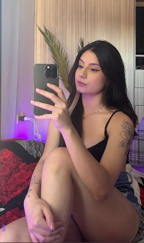 Ingrid Larissa onlyfans nude photos