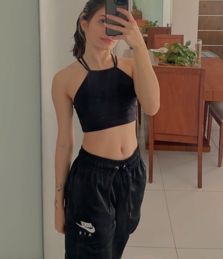 Ingrid Larissa onlyfans explicit content