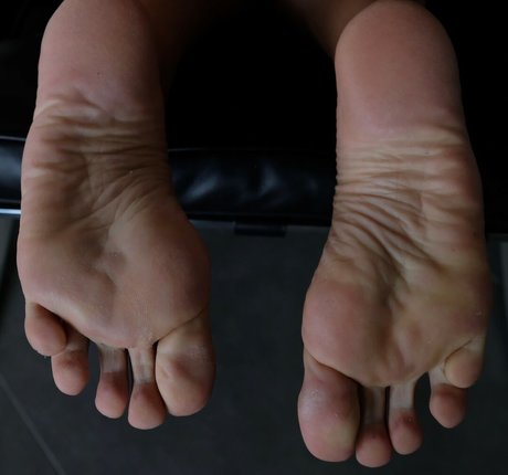 feetandmore66 onlyfans leaks