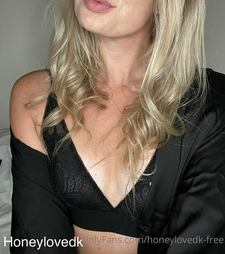 honeylovedk free onlyfans leak ass