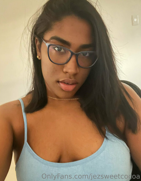 jezsweetcocoa onlyfans pics