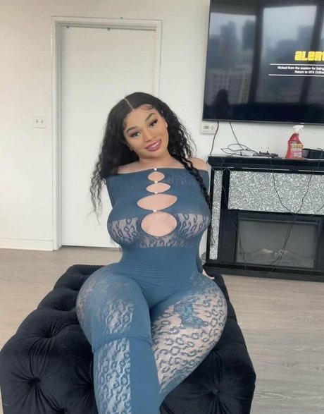 Tbabyalee naked on onlyfans