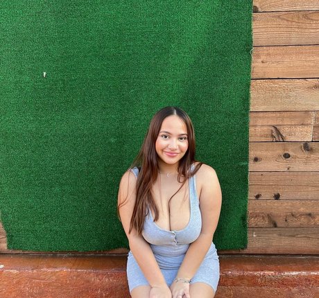 Ellie Johnston xxx onlyfans