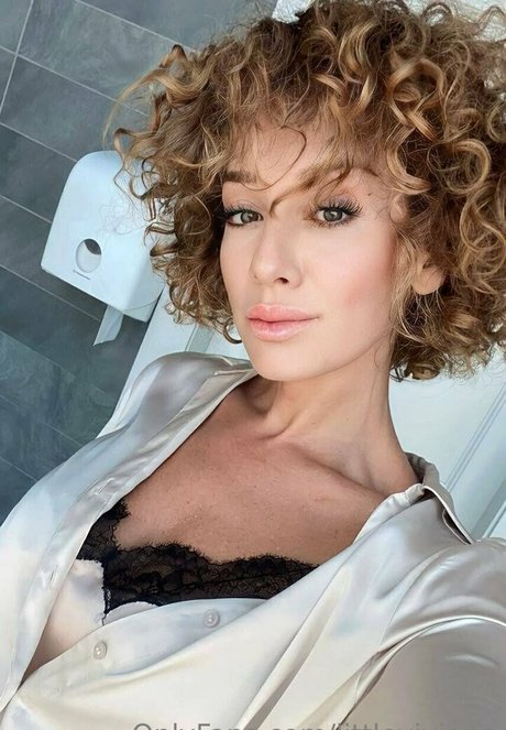 littleviviann Profile image