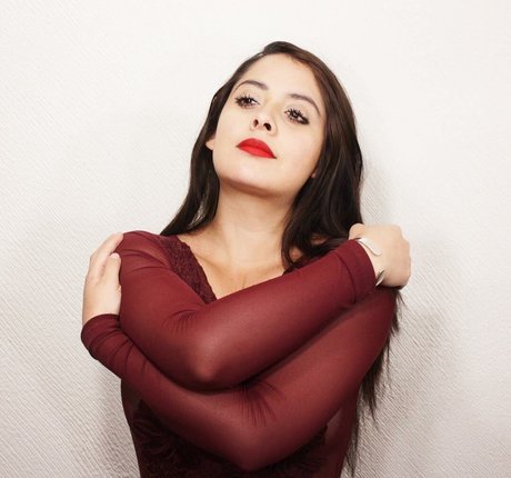 Jezz Angeles onlyfans