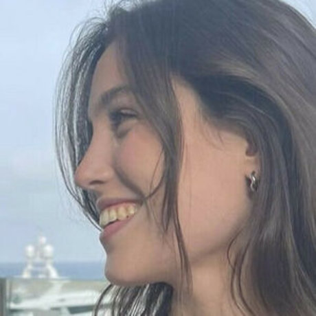 Madeline Argy onlyfans naked