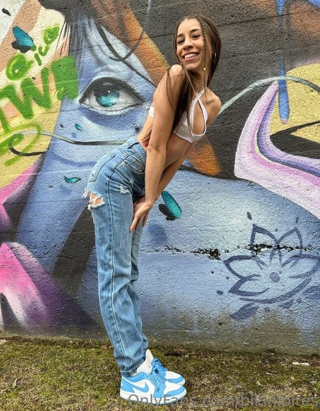 bikinibites onlyfans posts