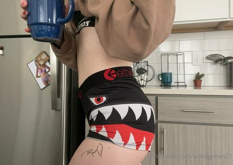 live streaming onlyfans free nude illustration