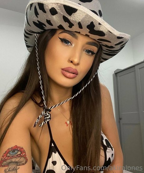 akirajones onlyfans leaked naked