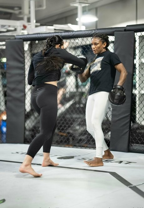 angieoverkill only fans nude leaks