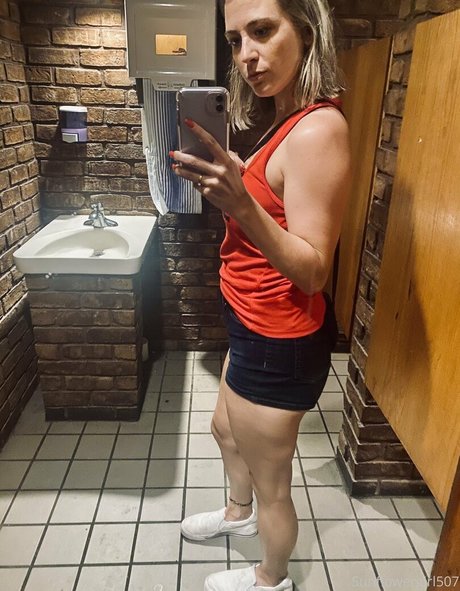 clever belle5 nude leaks onlyfans