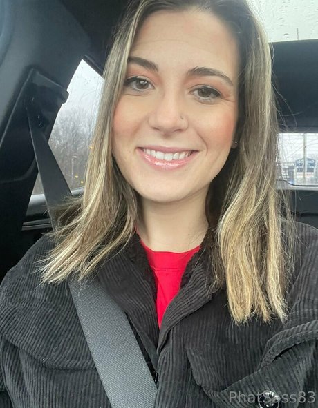 clever belle5 onlyfans leaked