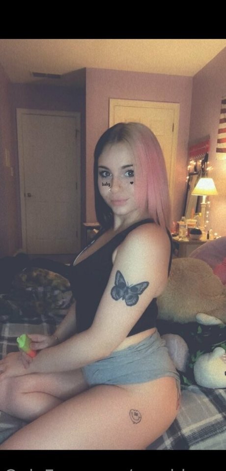 cambbyyy nude only fans