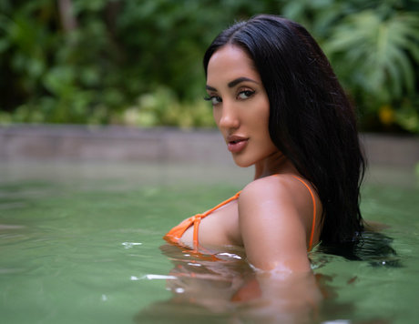 chloeamourfree onlyfans pics