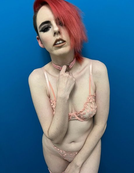 Tsukixxhime topless onlyfans