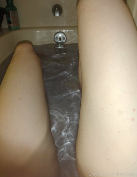 benz babe onlyfans leaked nude