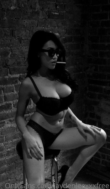 jaydenleefree onlyfans leaked tits