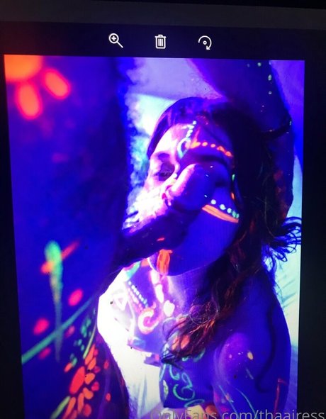 auroratheeangel onlyfans picture