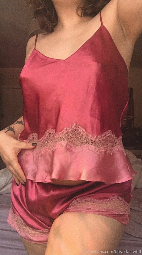 auroratheeangel onlyfans nsfw