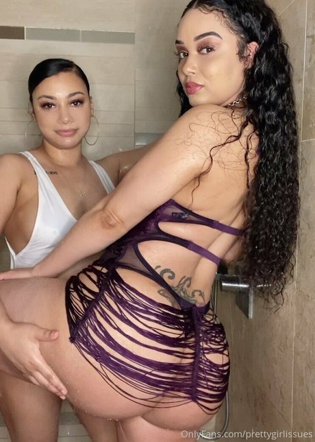Prettygirlissues on onlyfans