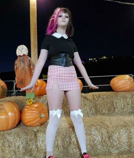 dracculala boobs onlyfans