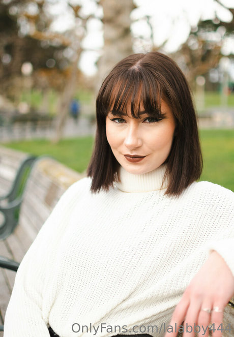 lalabby444 onlyfans leaks.