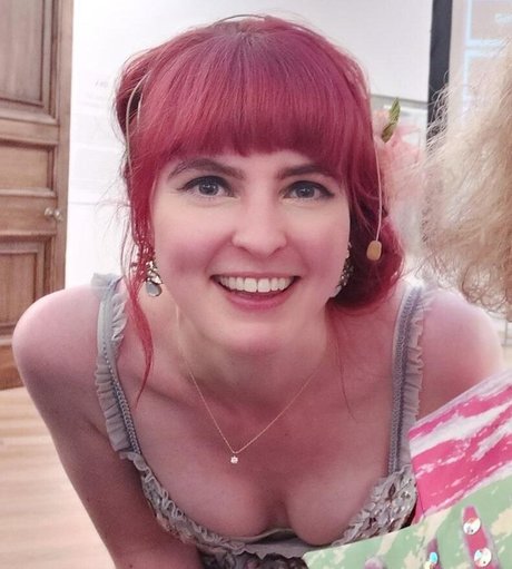 Izzie Balmer onlyfans leaked dirtyship