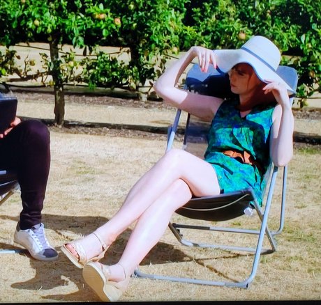 Izzie Balmer nude onlyfans