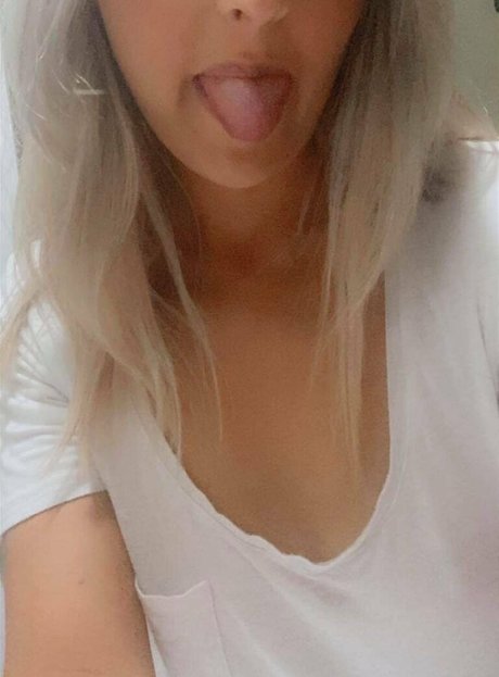 granny onlyfans sexy xxx selfie