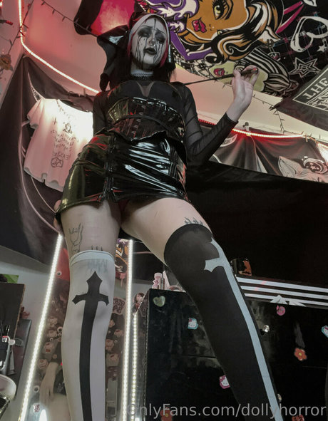 dollyhorror onlyfans gratis