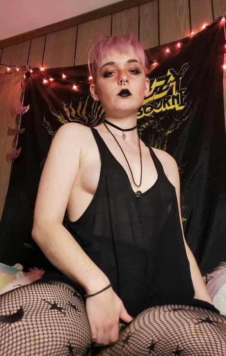 deadbunnyx onlyfans nude tits