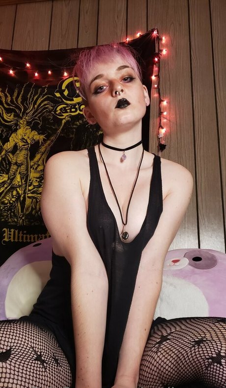 deadbunnyx onlyfans model