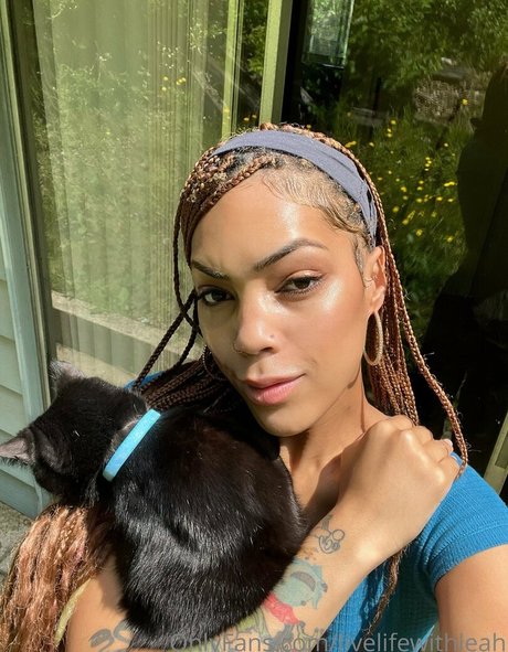 leahsade onlyfans leak