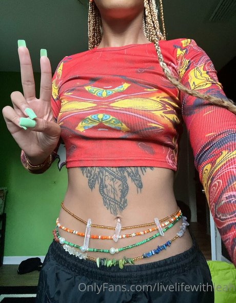 leahsade leaked only fans nudes