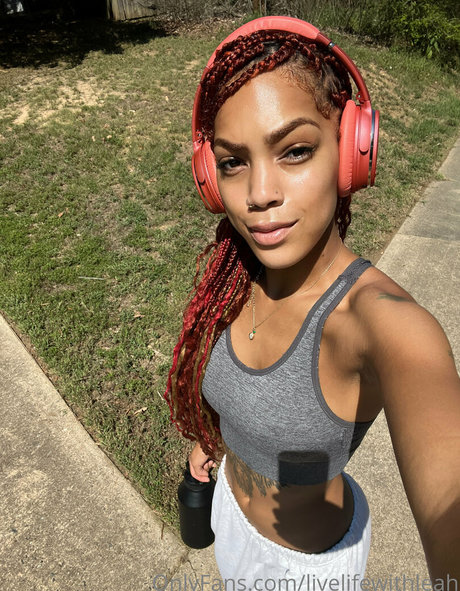 leahsade onlyfans porn free