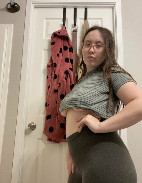 miarose81 onlyfans public photos