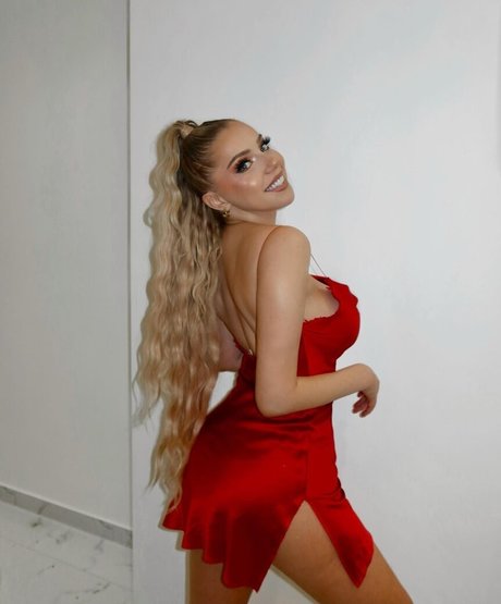 Violet Benson onlyfans sex tape