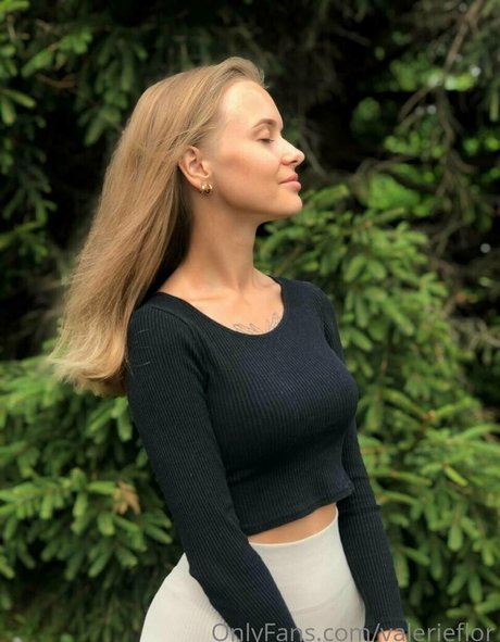 valerieflor onlyfans model photo