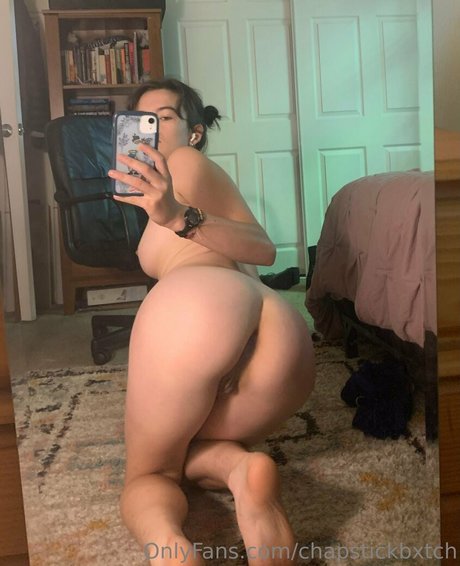 chapstickbxtch nude onlyfans leak