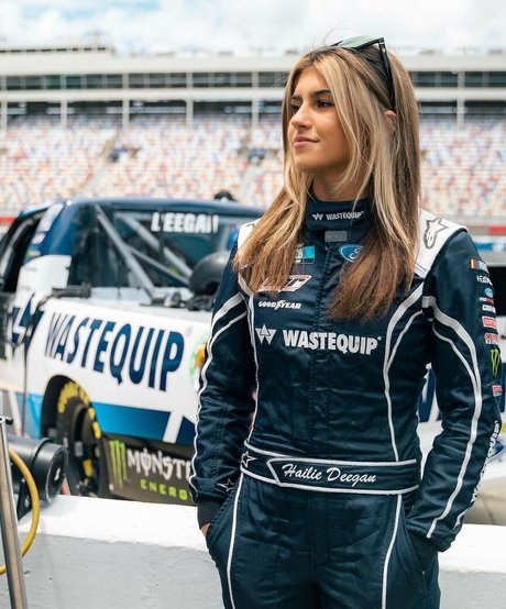 Hailie Deegan onlyfans tits
