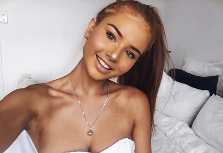 Alyssa Randall leaked onlyfans.