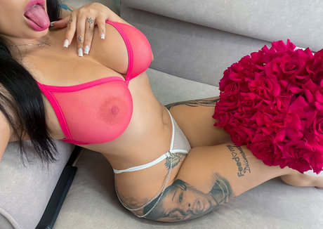 Julia Cher Alias Julia Connors strip onlyfans